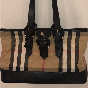 Burberry Purse (Authentic)